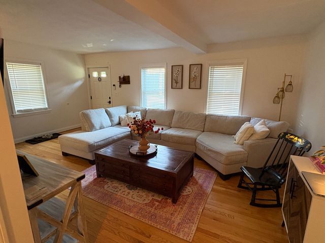 22 School St 22, Westborough, MA 01581