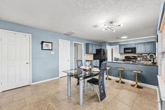 7931 Autumn Laurel Trail, Houston, TX 77095