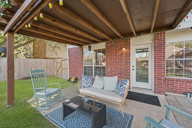 7931 Autumn Laurel Trail, Houston, TX 77095