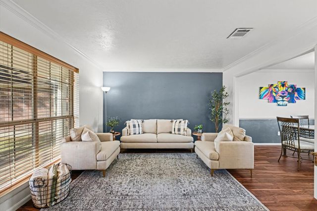 7931 Autumn Laurel Trail, Houston, TX 77095