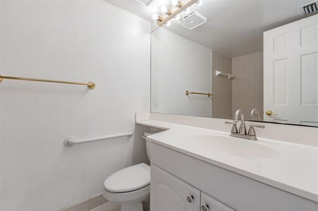 3200 COVE CAY DRIVE 5A, Clearwater, FL 33760