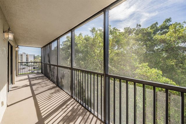 3200 COVE CAY DRIVE 5A, Clearwater, FL 33760