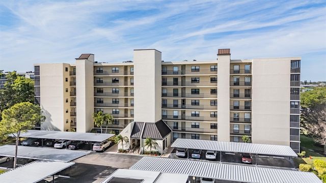 3200 COVE CAY DRIVE 5A, Clearwater, FL 33760