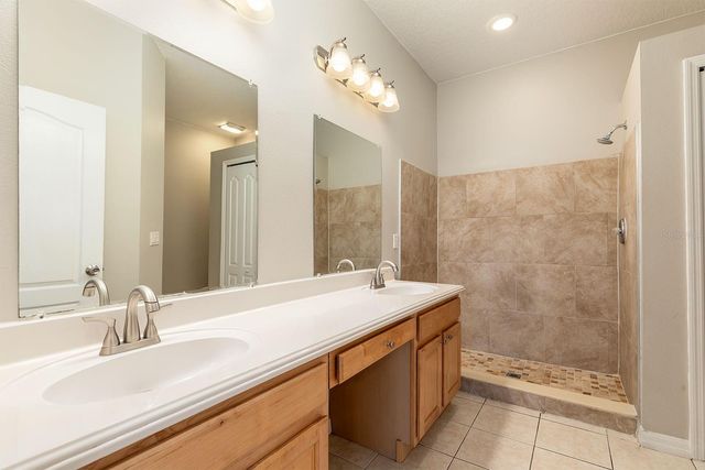 5255 SHALE RIDGE TRAIL, Orlando, FL 32818