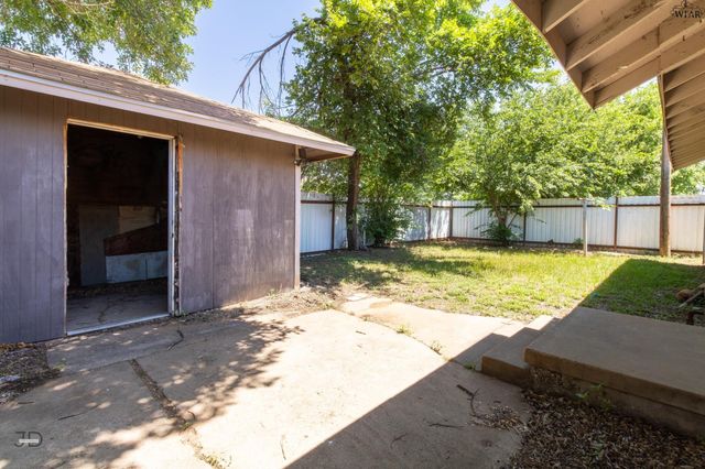 2911 ARMORY ROAD, Wichita Falls, TX 76302