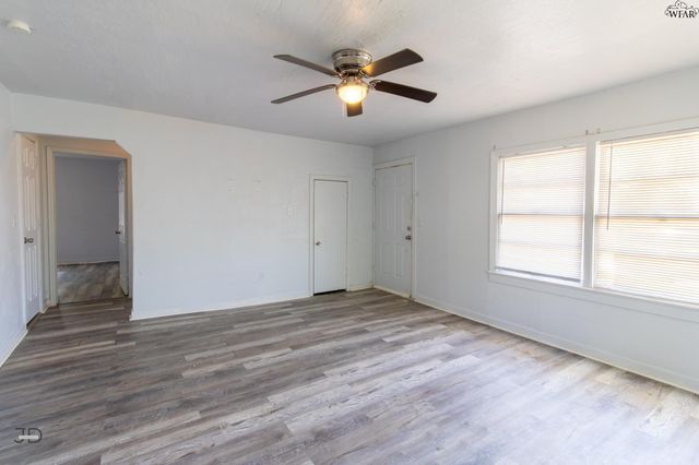 2911 ARMORY ROAD, Wichita Falls, TX 76302