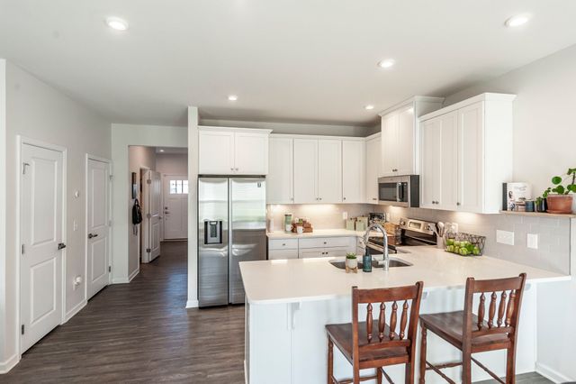 1159 Duncan St, Gallatin, TN 37066