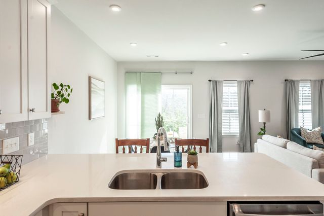 1159 Duncan St, Gallatin, TN 37066