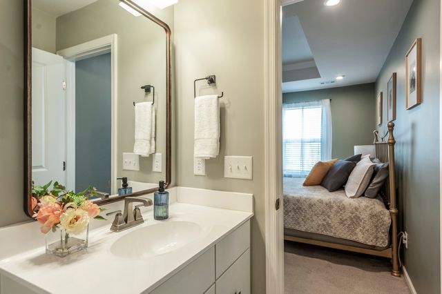 1159 Duncan St, Gallatin, TN 37066