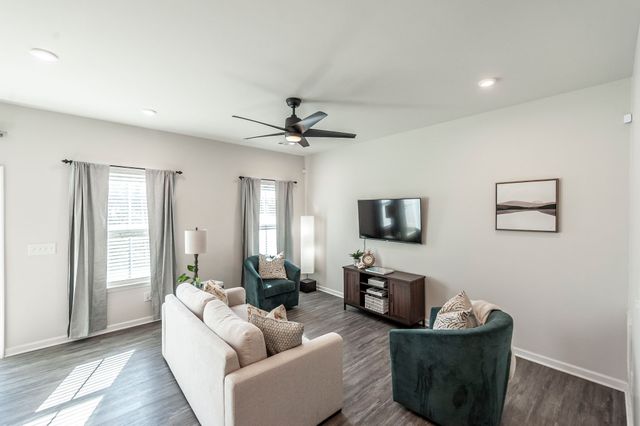 1159 Duncan St, Gallatin, TN 37066