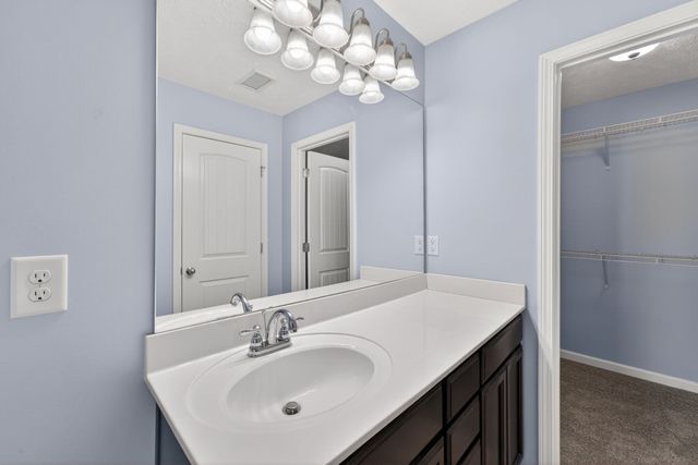 4712 Chelanie Cir, Murfreesboro, TN 37129