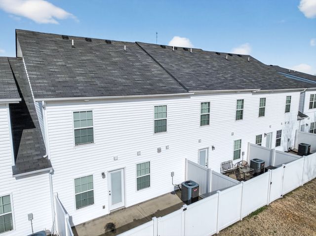 4712 Chelanie Cir, Murfreesboro, TN 37129