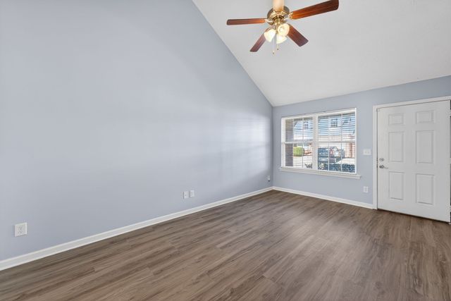 4712 Chelanie Cir, Murfreesboro, TN 37129