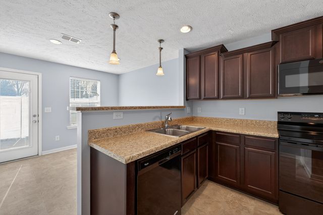 4712 Chelanie Cir, Murfreesboro, TN 37129