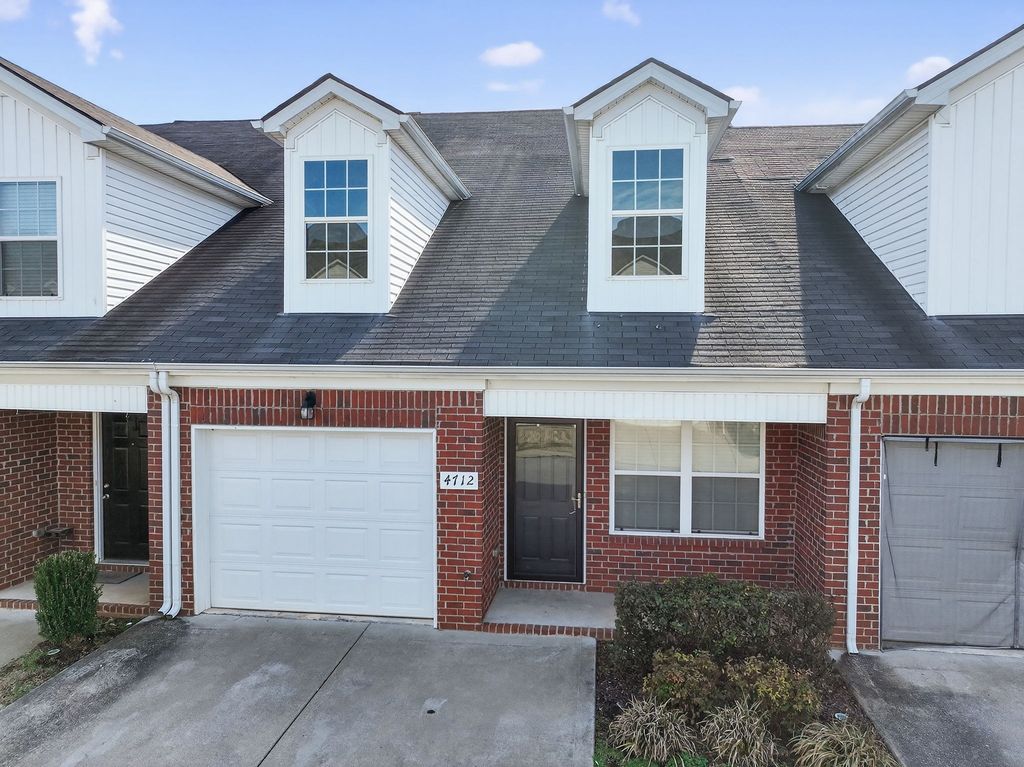 4712 Chelanie Cir, Murfreesboro, TN 37129