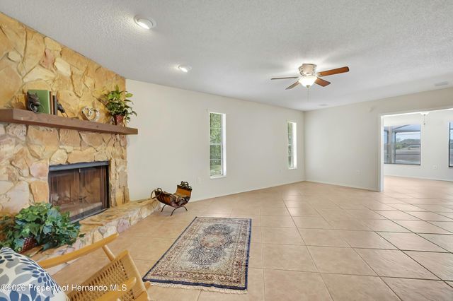 1021 Waterfall Drive, Spring Hill, FL 34608