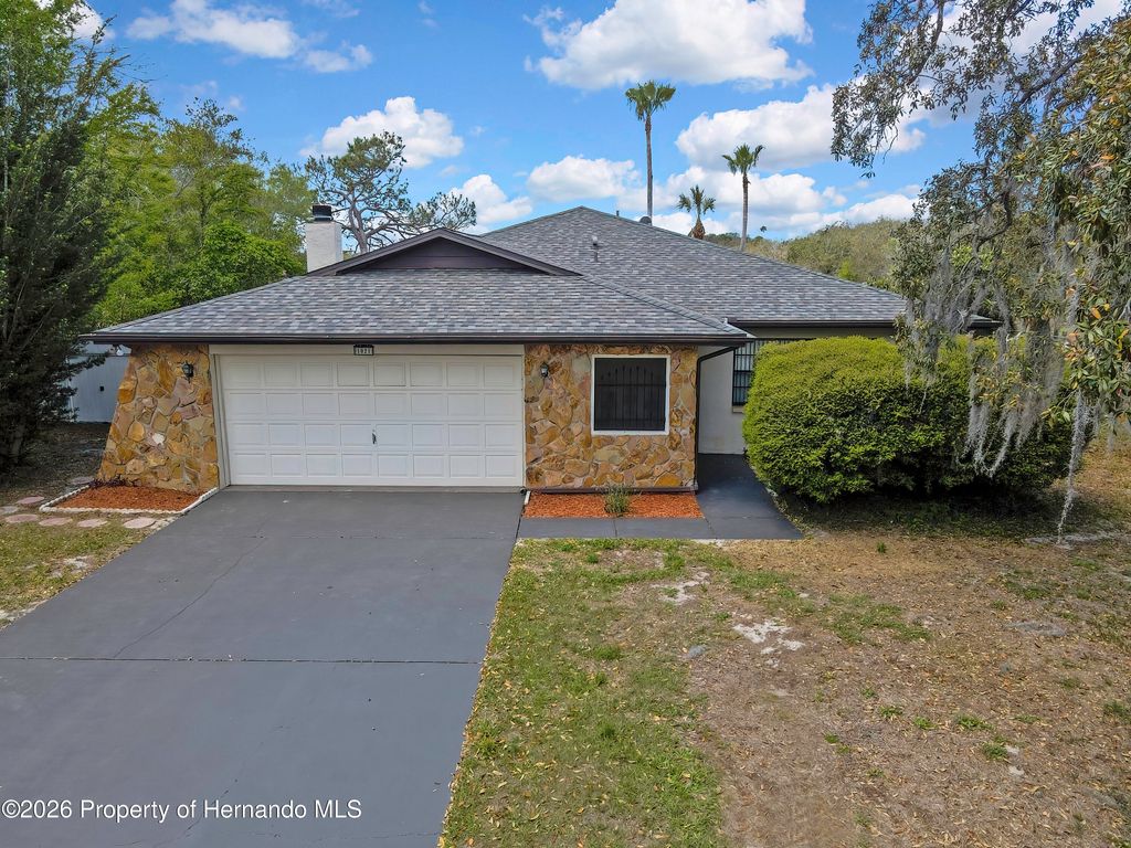 1021 Waterfall Drive, Spring Hill, FL 34608