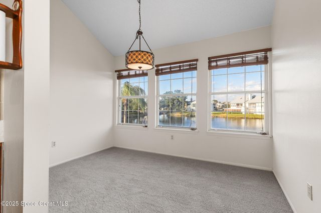 4740 Lake Waterford Way 4-112, Melbourne, FL 32901