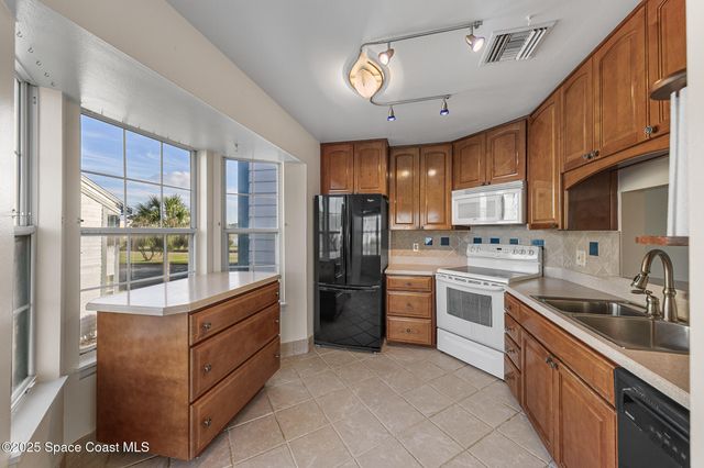 4740 Lake Waterford Way 4-112, Melbourne, FL 32901