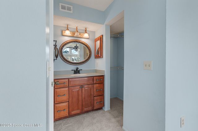 4740 Lake Waterford Way 4-112, Melbourne, FL 32901