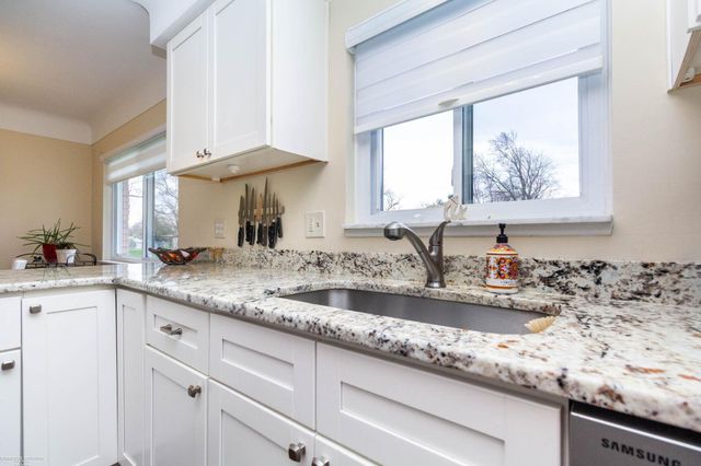6662 Wanita Court, Shelby Twp, MI 48317