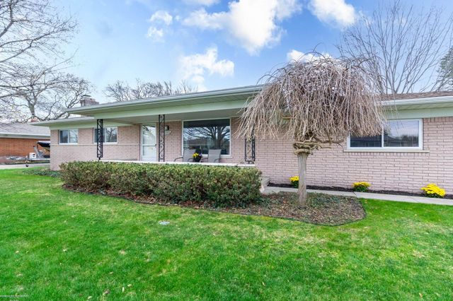 6662 Wanita Court, Shelby Twp, MI 48317