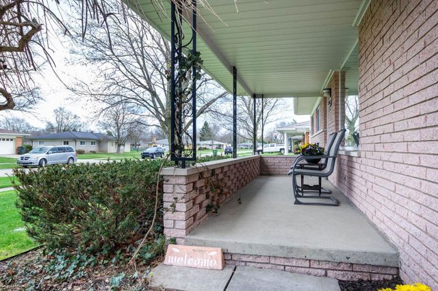 6662 Wanita Court, Shelby Twp, MI 48317