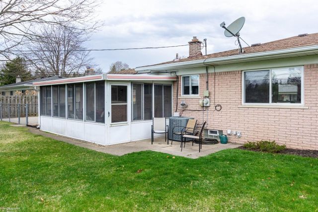 6662 Wanita Court, Shelby Twp, MI 48317
