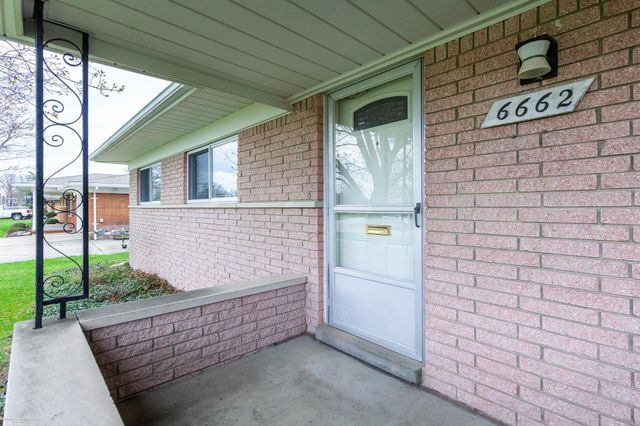 6662 Wanita Court, Shelby Twp, MI 48317