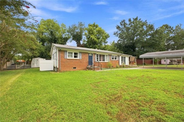 1517 Lee Avenue, Oxford, AL 36203