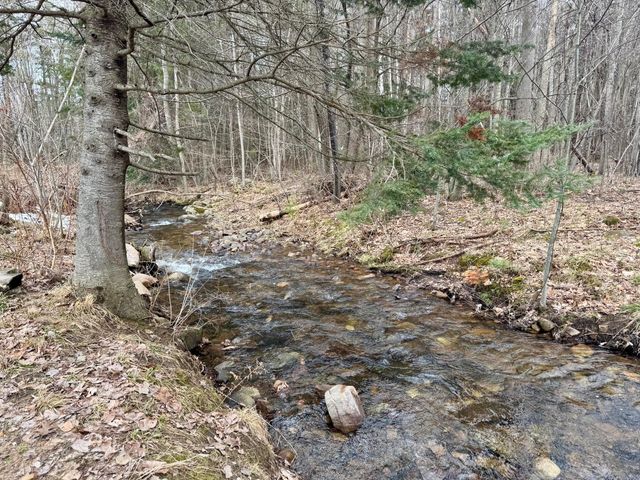 348 Patent Road, Peru, NY 12972