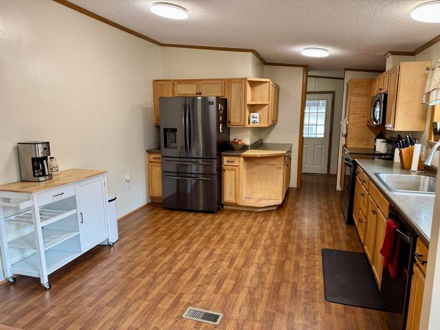 348 Patent Road, Peru, NY 12972