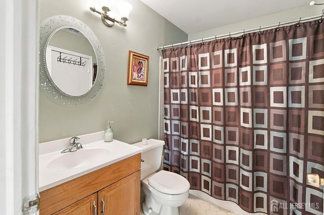 109 Pennsylvania Way, North Brunswick, NJ 08902