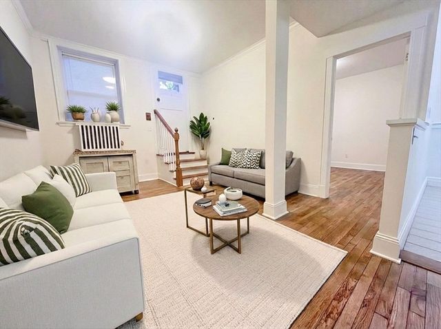 56 Selkirk Rd 1, Boston, MA 02135