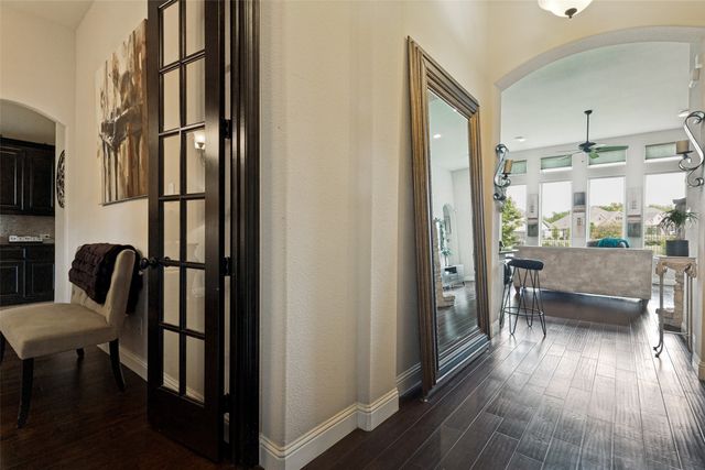 1221 Yosemite Way, Burleson, TX 76028