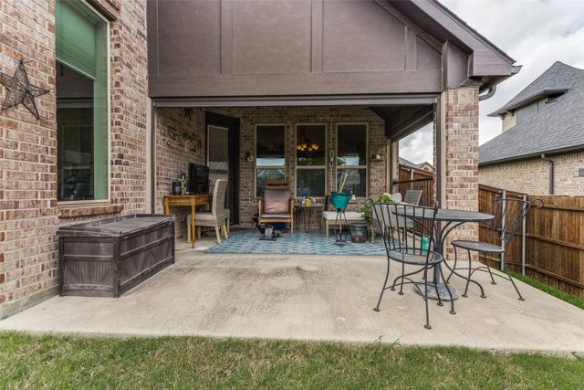 1221 Yosemite Way, Burleson, TX 76028