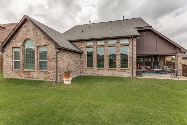 1221 Yosemite Way, Burleson, TX 76028