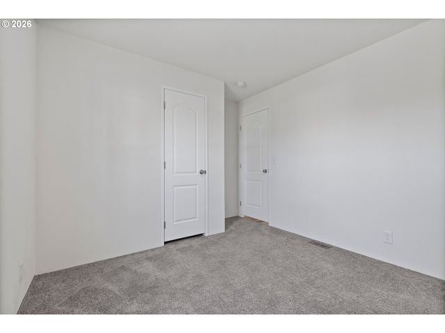 3831 PACIFIC Ave D002, Forest Grove, OR 97116
