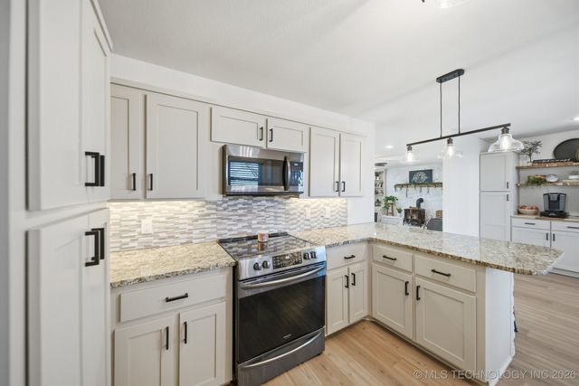 16157 W Teel Road, Sapulpa, OK 74066