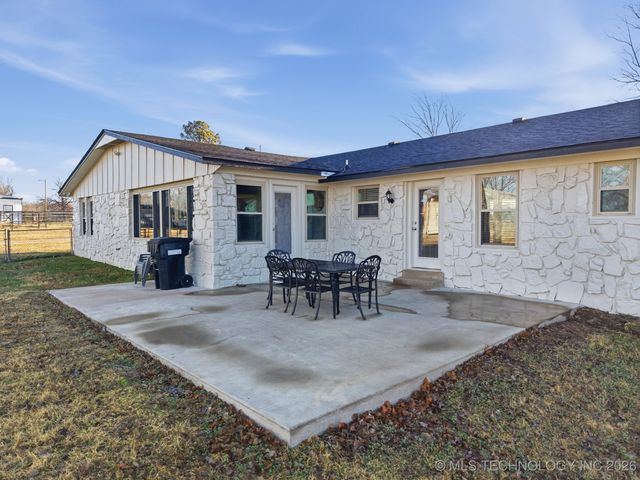 16157 W Teel Road, Sapulpa, OK 74066