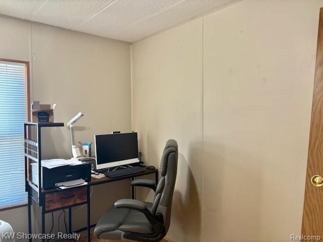 9435 Hunter Rills Road, Fenton, MI 48430