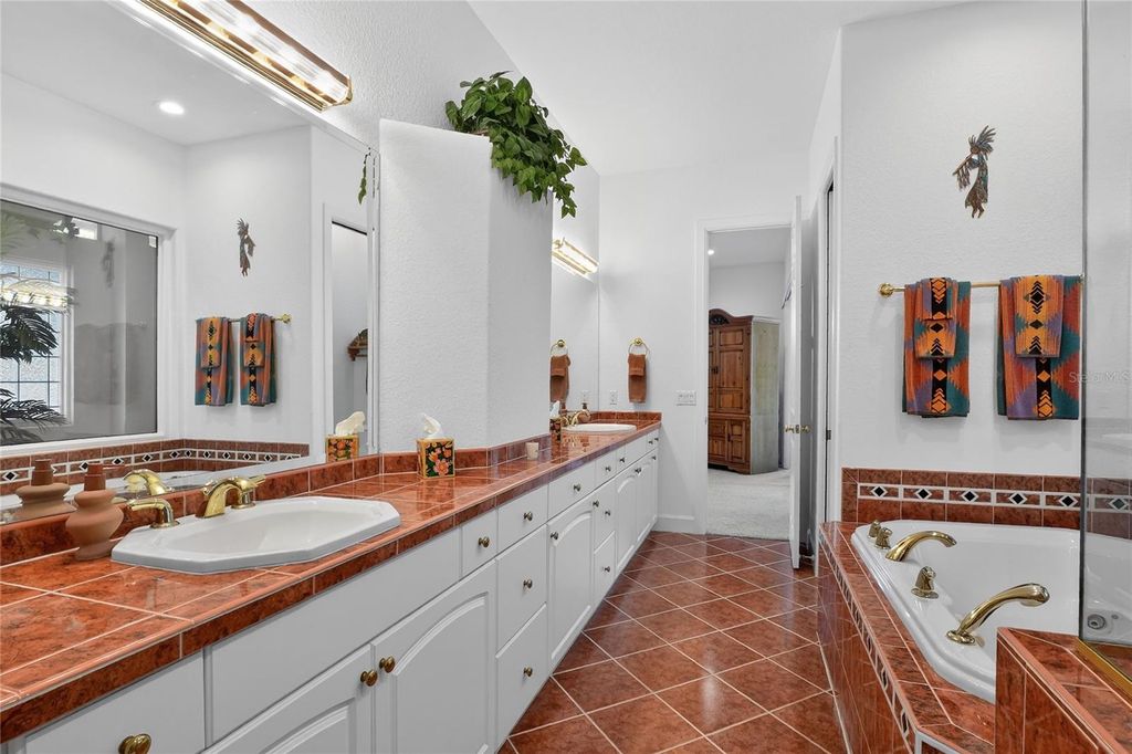 Image 32 of property listing at 2968 PLANTATION ROAD, Winter Haven, FL 33884