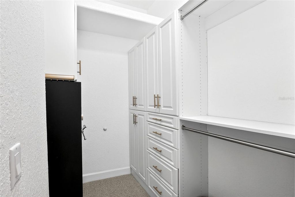 Image 40 of property listing at 2968 PLANTATION ROAD, Winter Haven, FL 33884