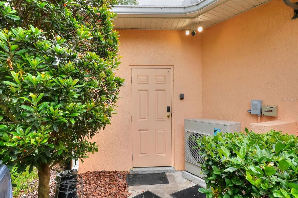 Image 67 of property listing at 2968 PLANTATION ROAD, Winter Haven, FL 33884