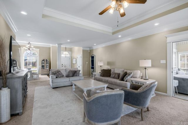 3273 Clover Hill Lane, Benton, AR 72015