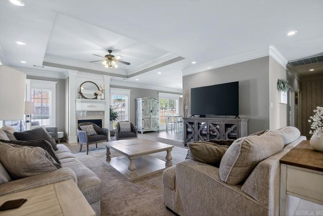 3273 Clover Hill Lane, Benton, AR 72015