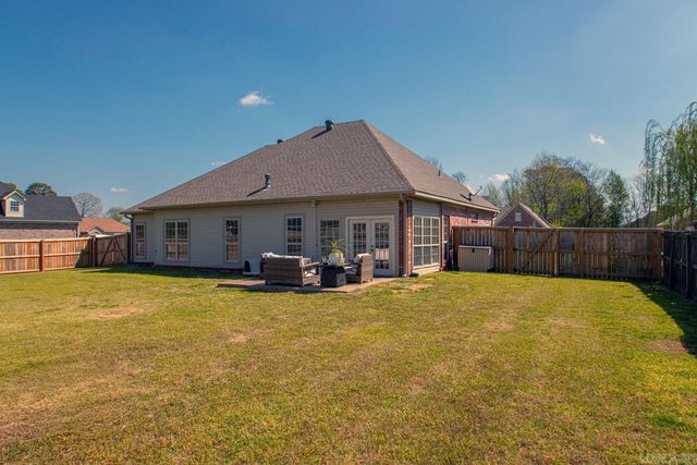 3273 Clover Hill Lane, Benton, AR 72015