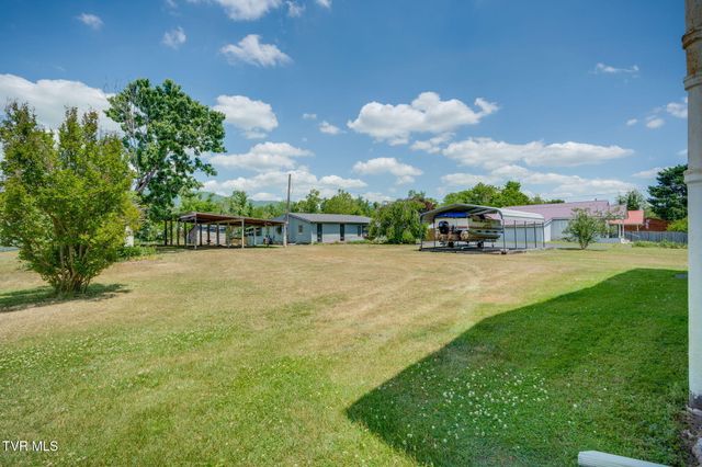 1397 Broad Street, Elizabethton, TN 37643
