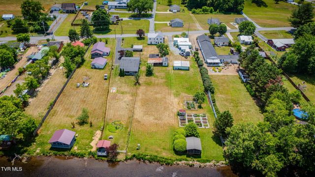 1397 Broad Street, Elizabethton, TN 37643