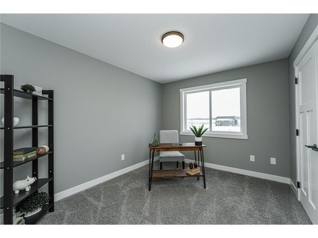 2105 Elk Run Drive SE, Pine Island, MN 55963